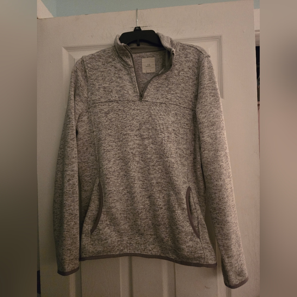 Grey Thread & Supply Pull Over